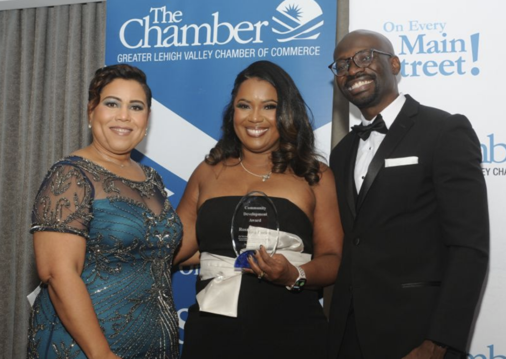 The current image has no alternative text. The file name is: R_Lucien-AABIC.png